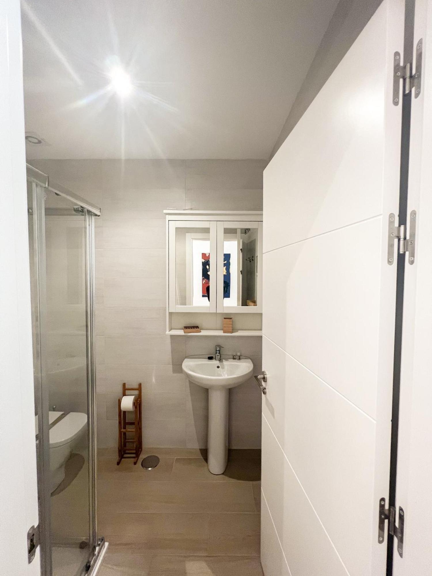 Cozy And Modern Family Flat Carihuela Leilighet Torremolinos Eksteriør bilde