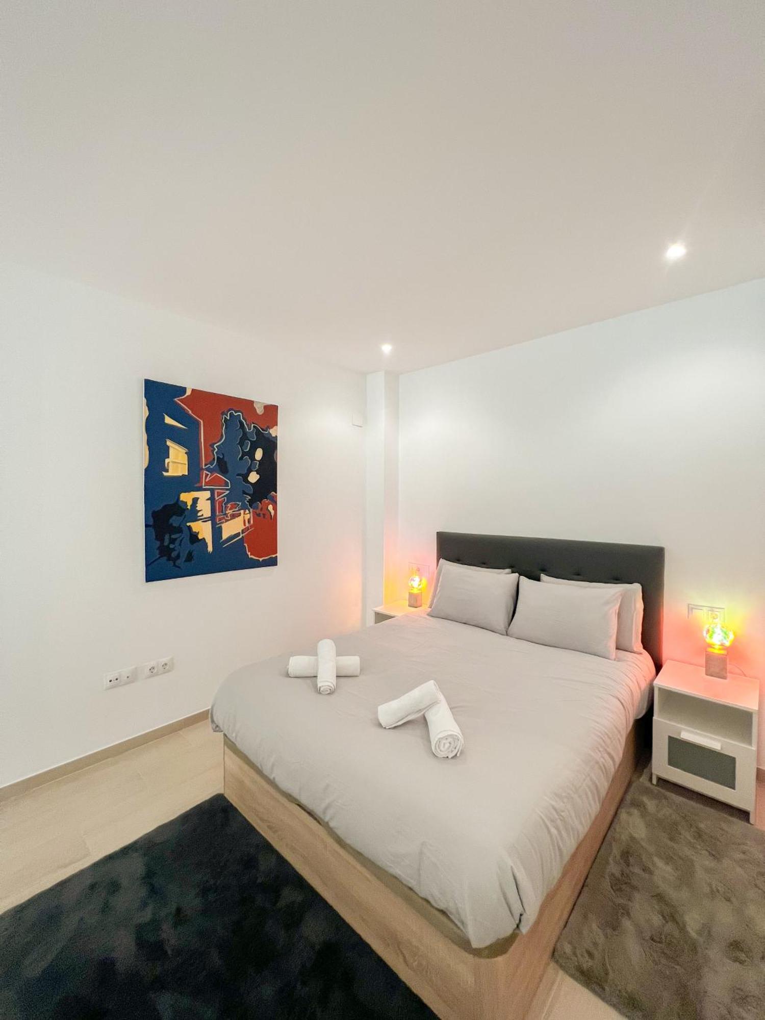 Cozy And Modern Family Flat Carihuela Leilighet Torremolinos Eksteriør bilde