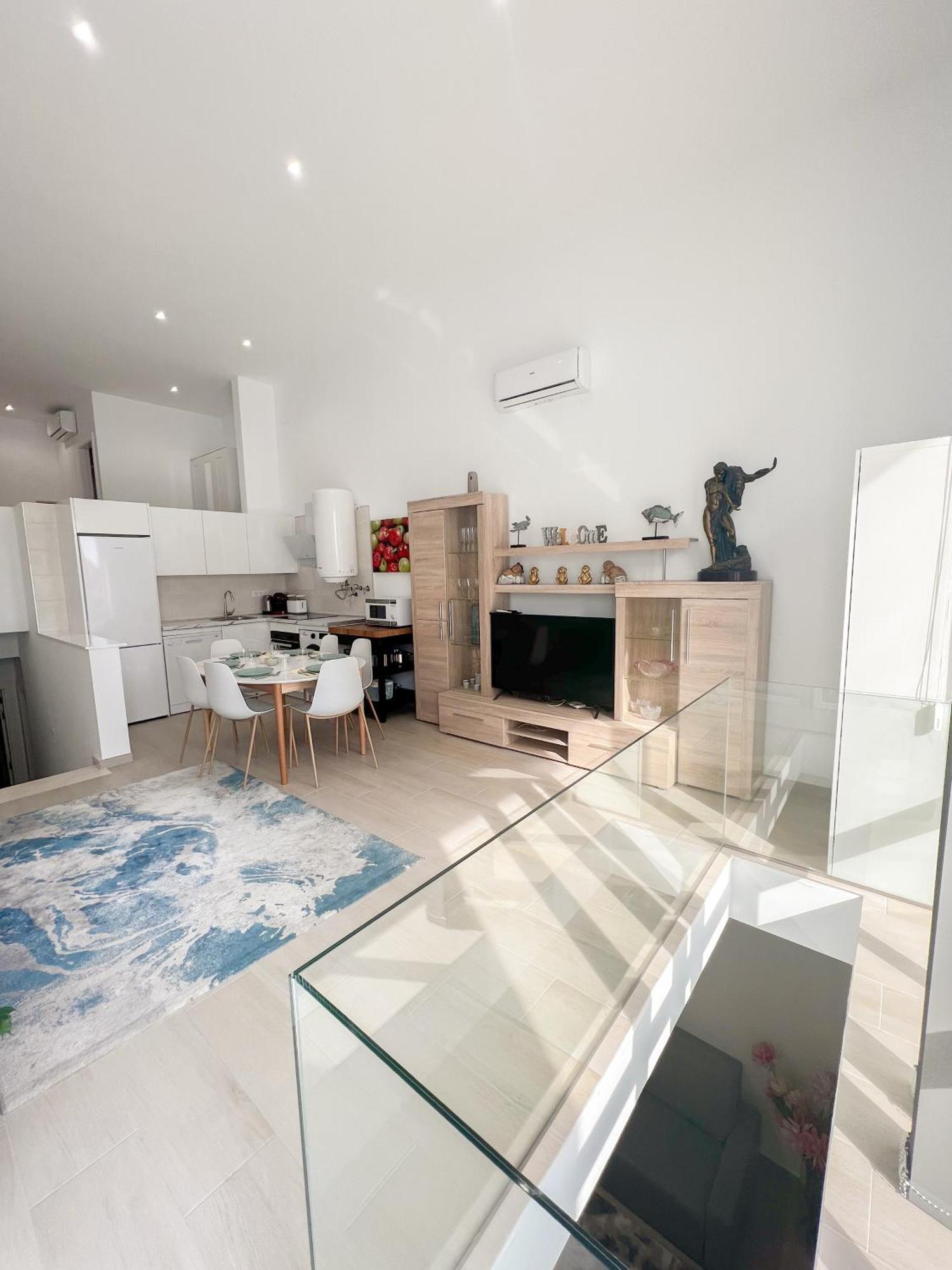 Cozy And Modern Family Flat Carihuela Leilighet Torremolinos Eksteriør bilde