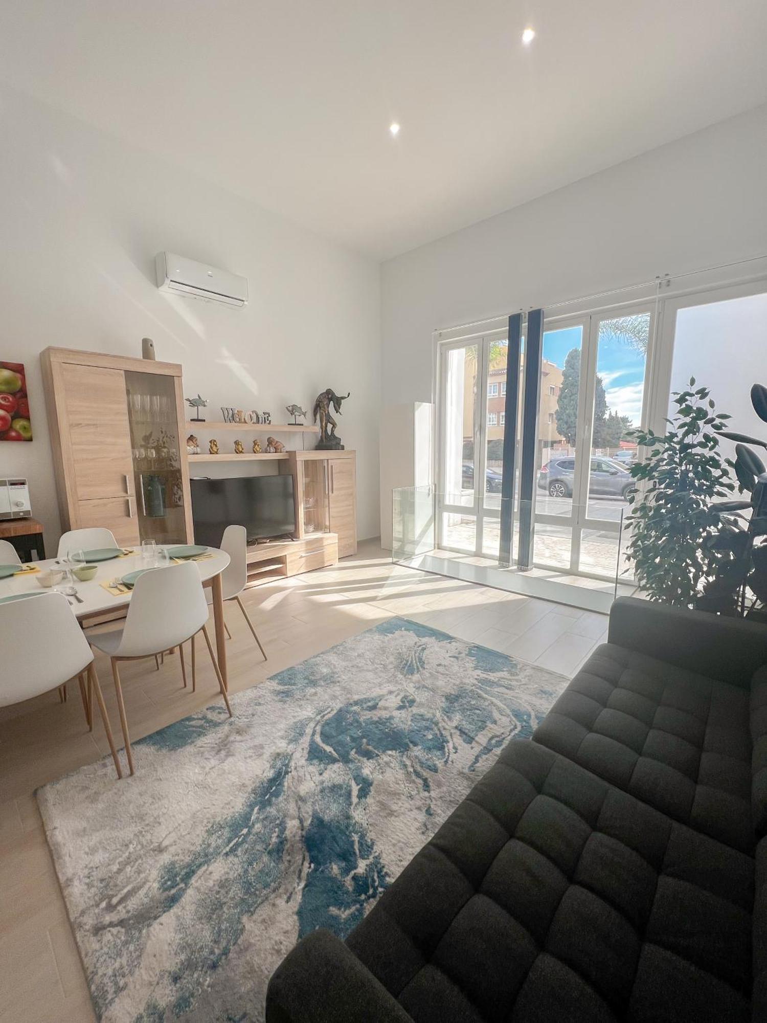 Cozy And Modern Family Flat Carihuela Leilighet Torremolinos Eksteriør bilde