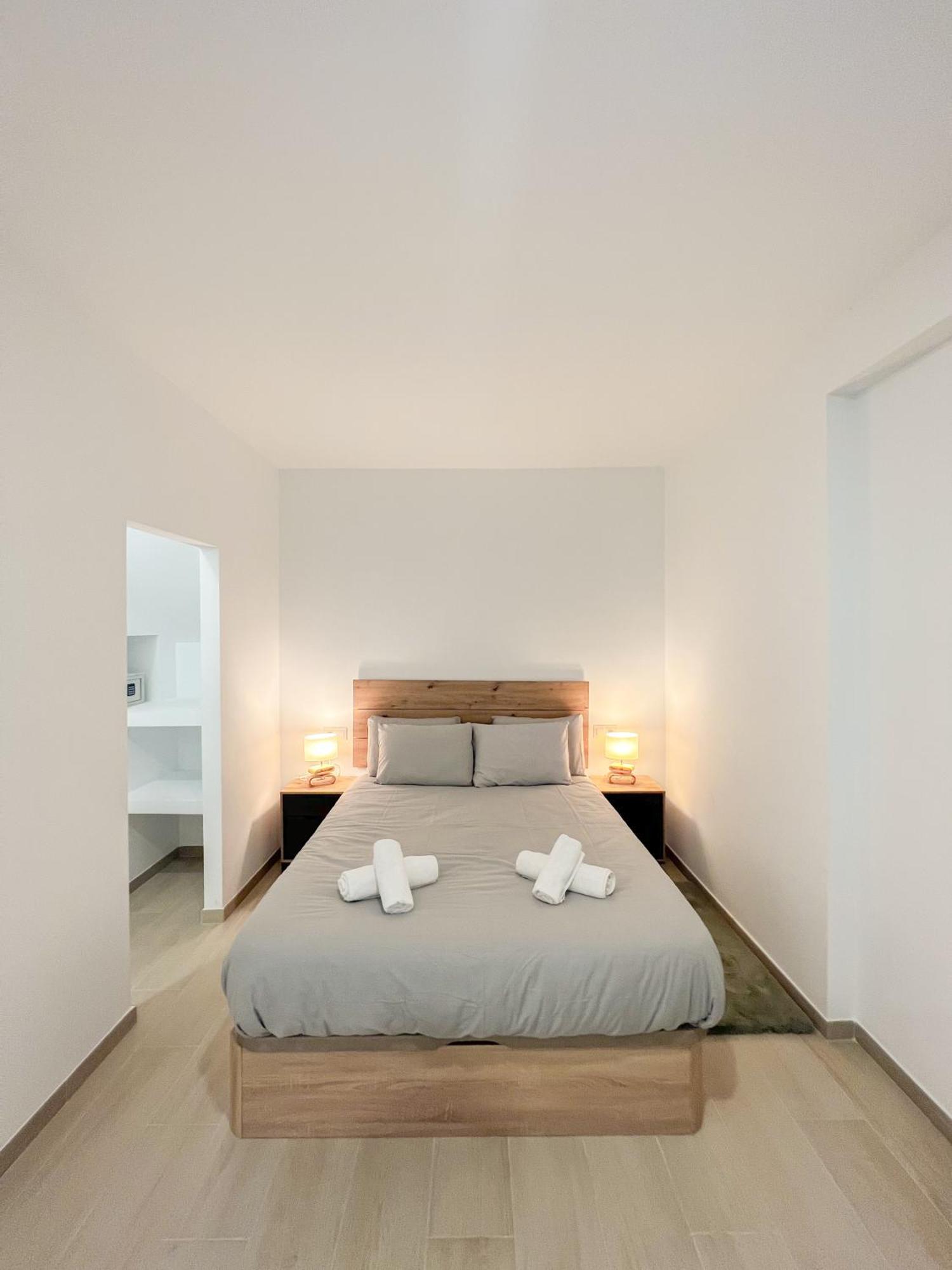 Cozy And Modern Family Flat Carihuela Leilighet Torremolinos Eksteriør bilde